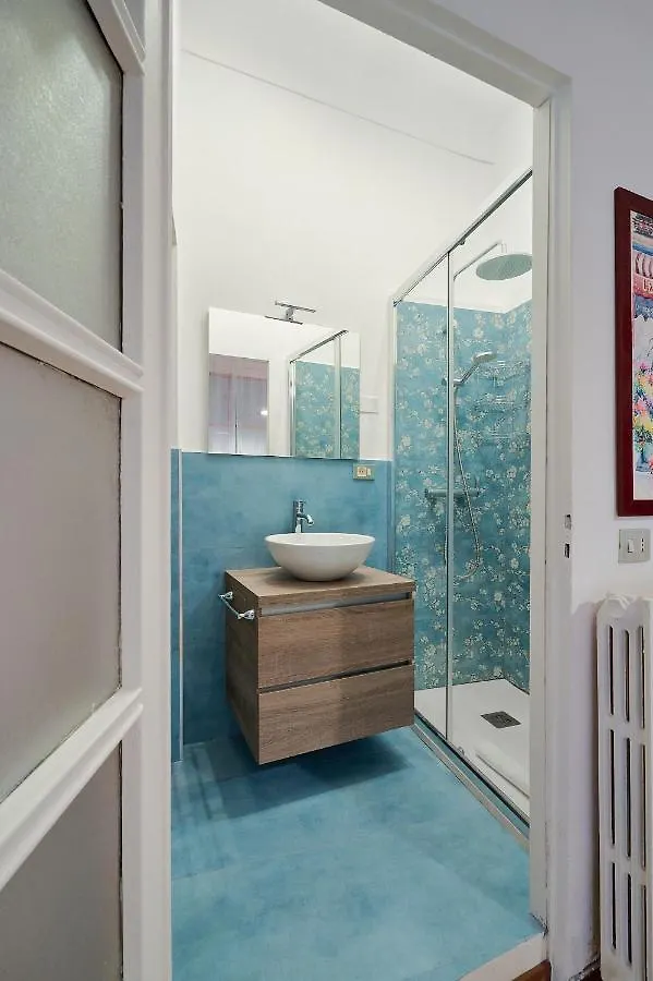 Xenia Apartments - Central Studio Apartment In Navigli Area Milano İtalya