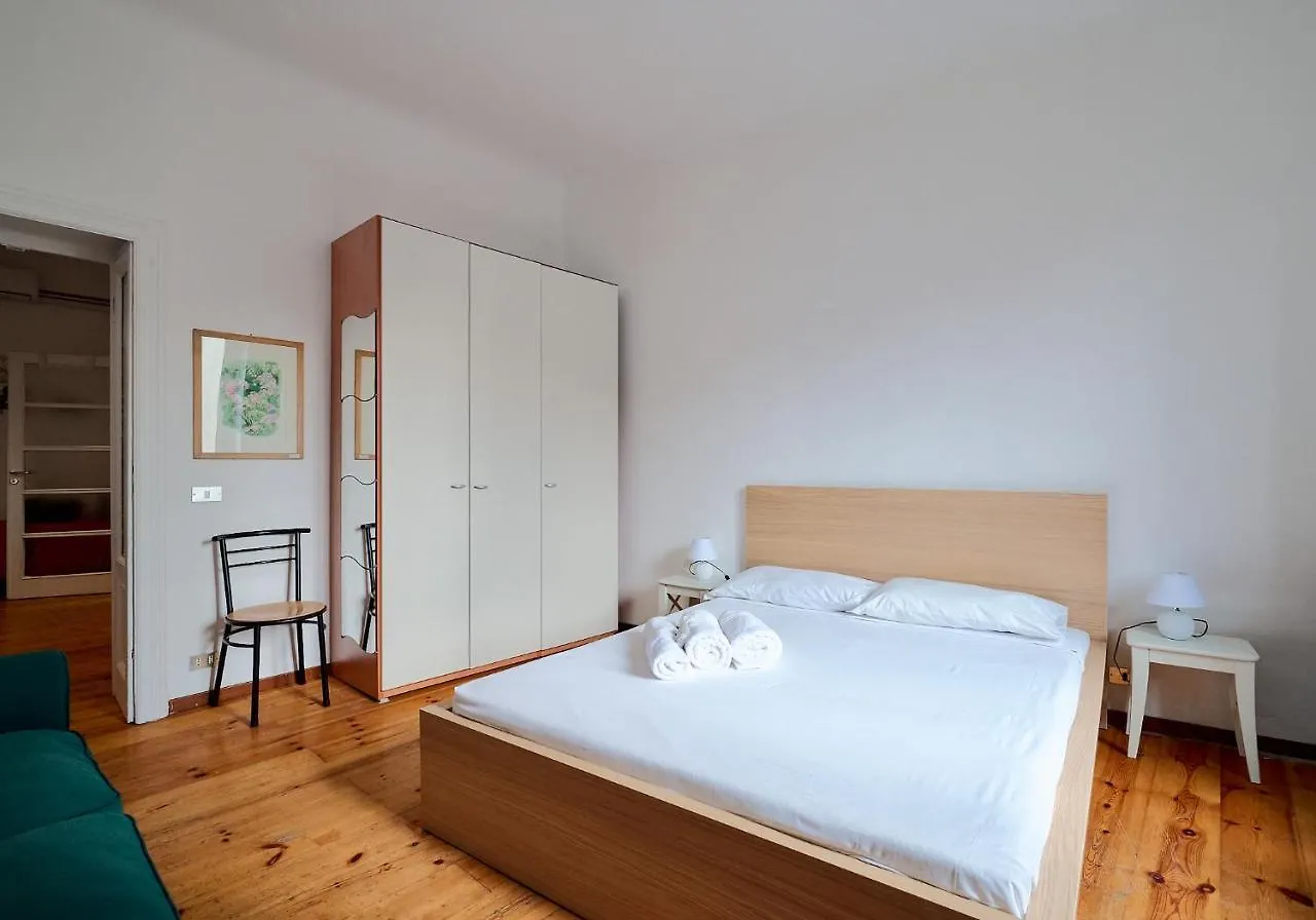 Xenia Apartments - Central Studio Apartment In Navigli Area Milano